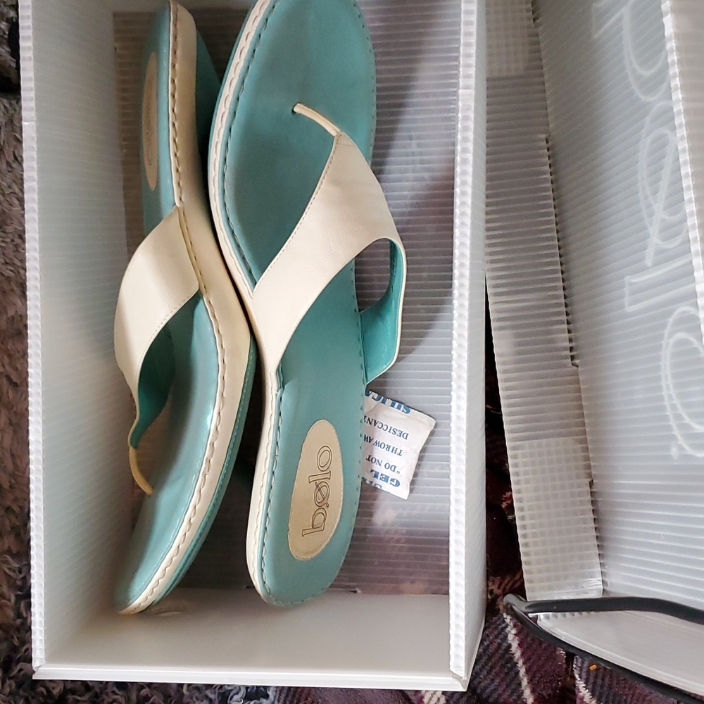 Women's dress sandals size 11